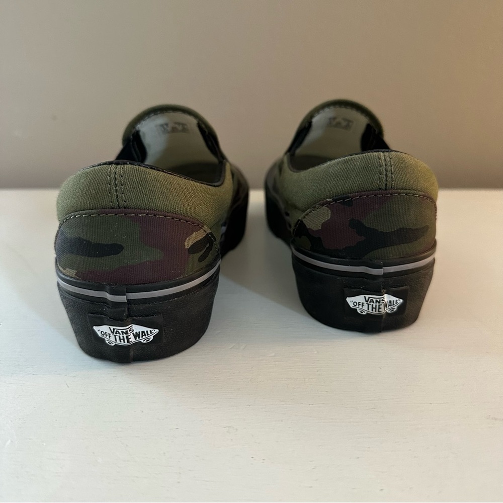 Vans Custom Olive Camo Slip On Sneakers Size 7 - Picture 4 of 7